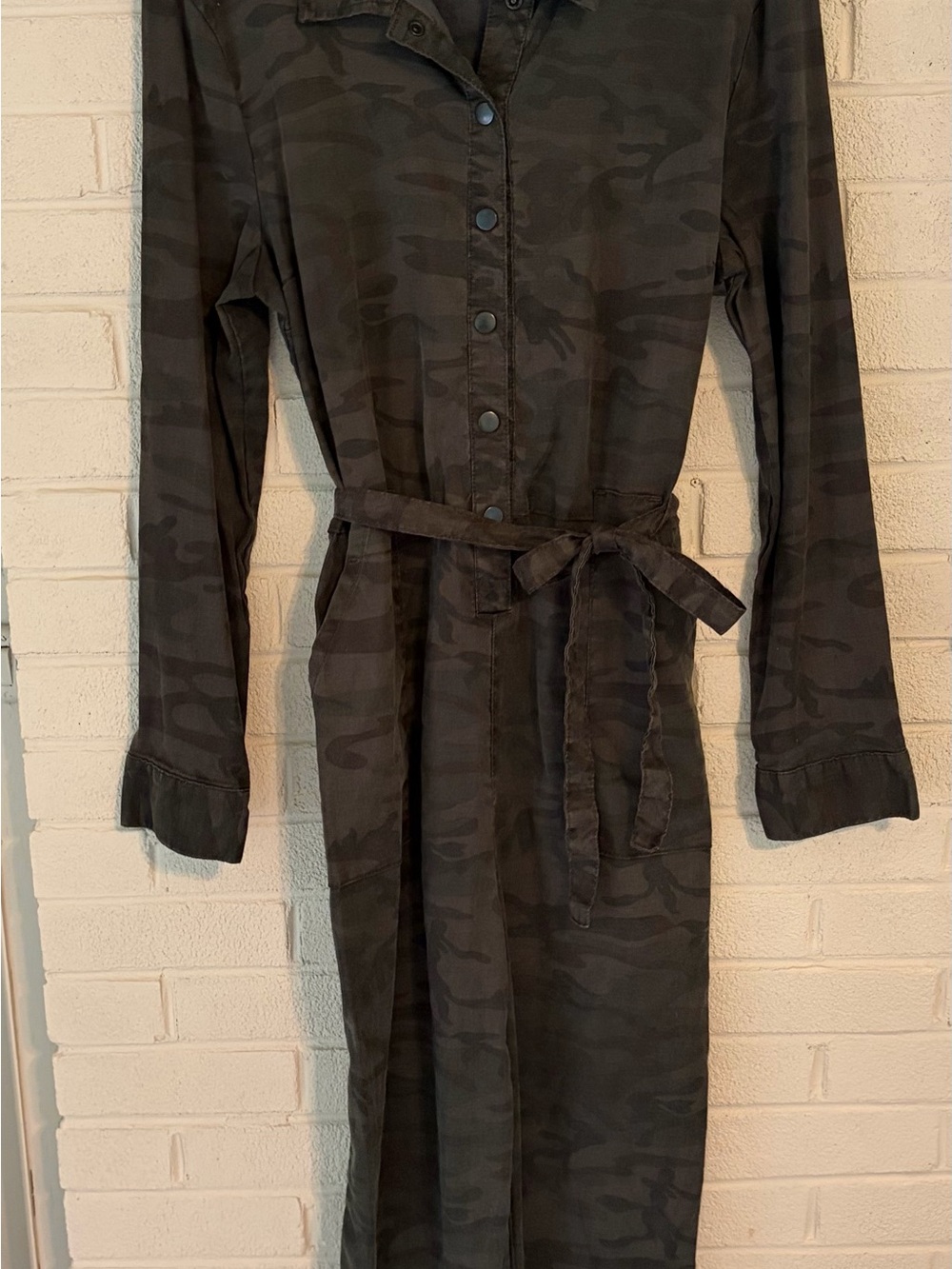 Level 99 Linen Blend Dark Green Camouflage Button‑Front Jumpsuit with Waist Tie